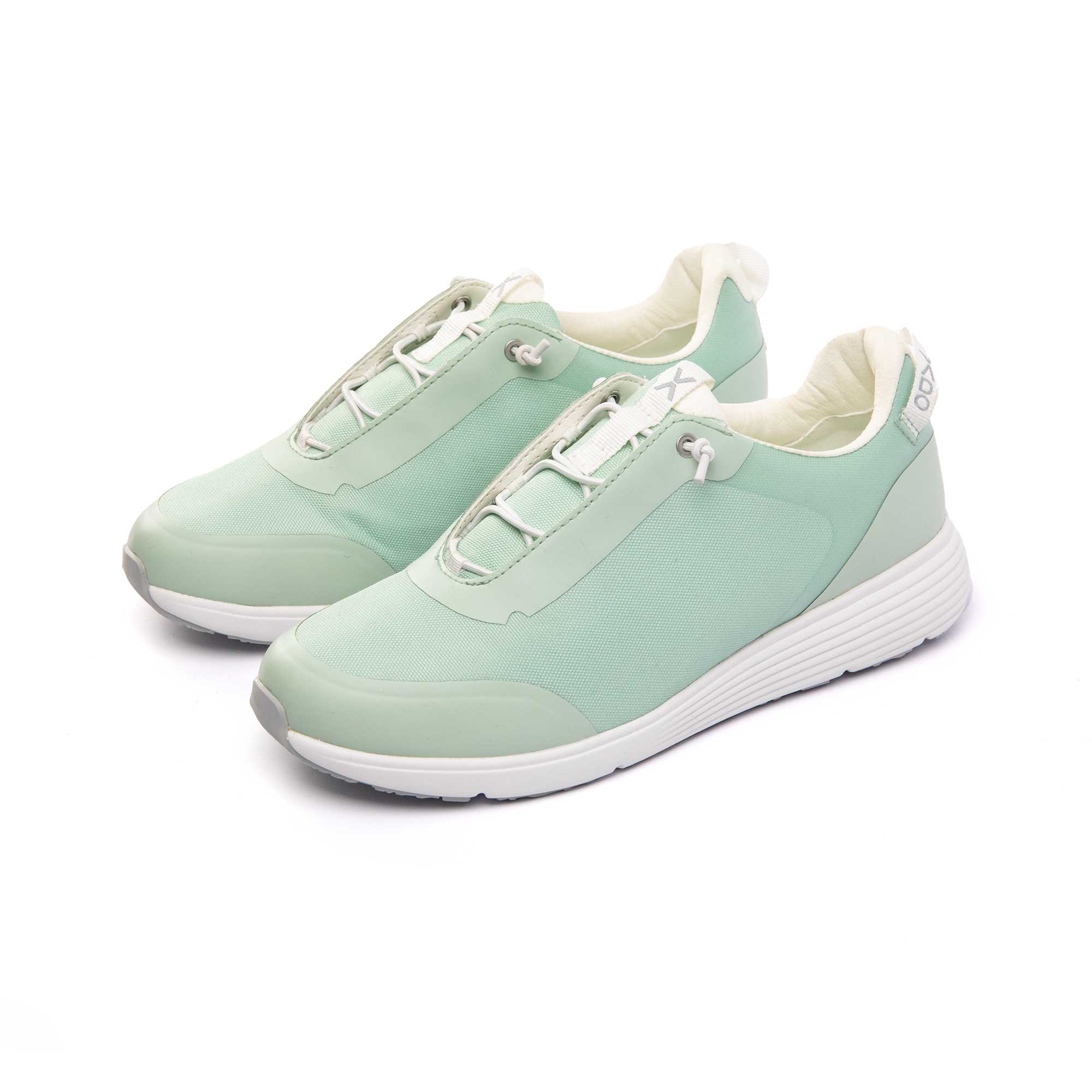 VADO Damen Sneaker TRAINER II mint 45-Grad-Ansicht