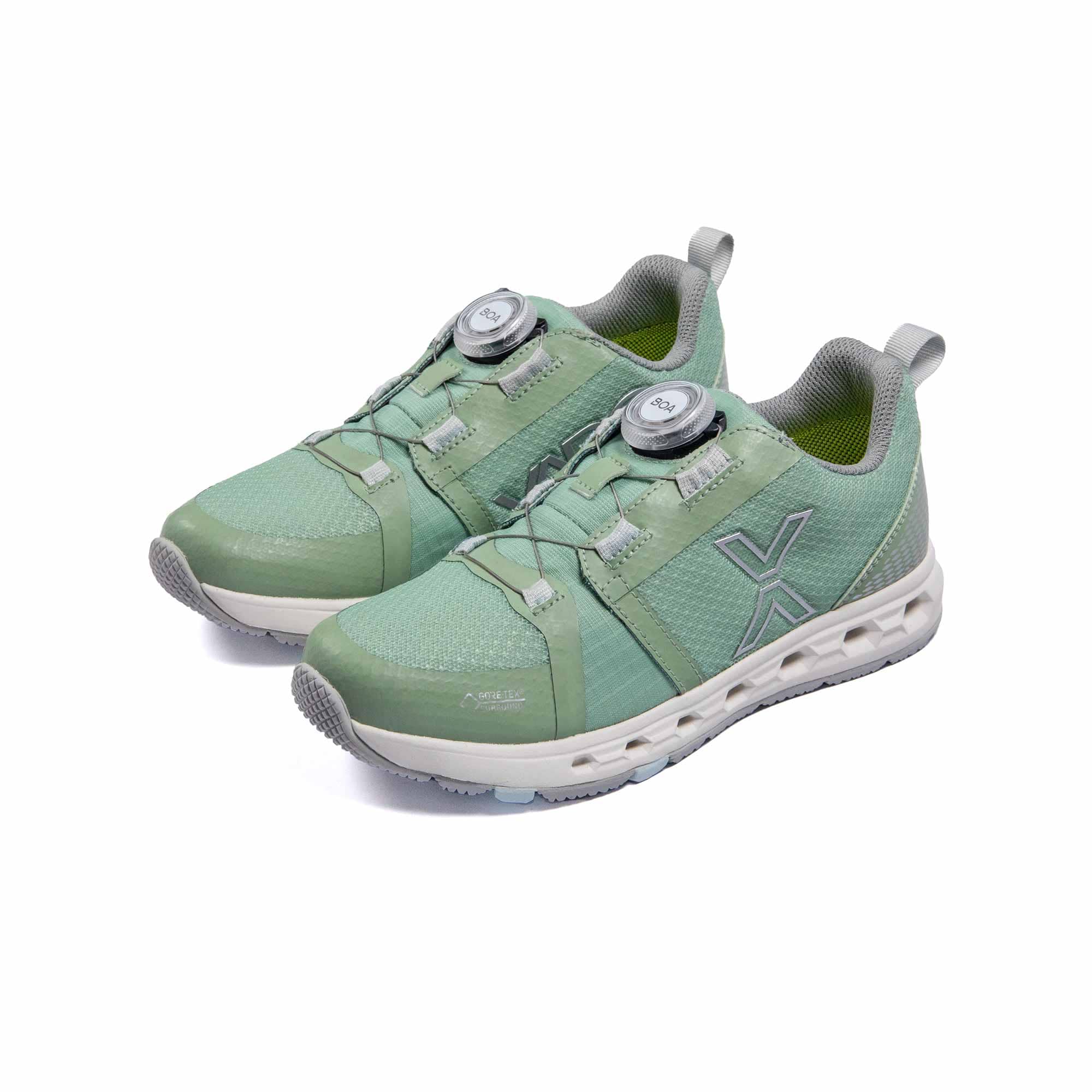 VADO Kinder Sneaker AIR Lo BOA Goretex Surround menta 45-Grad-Ansicht