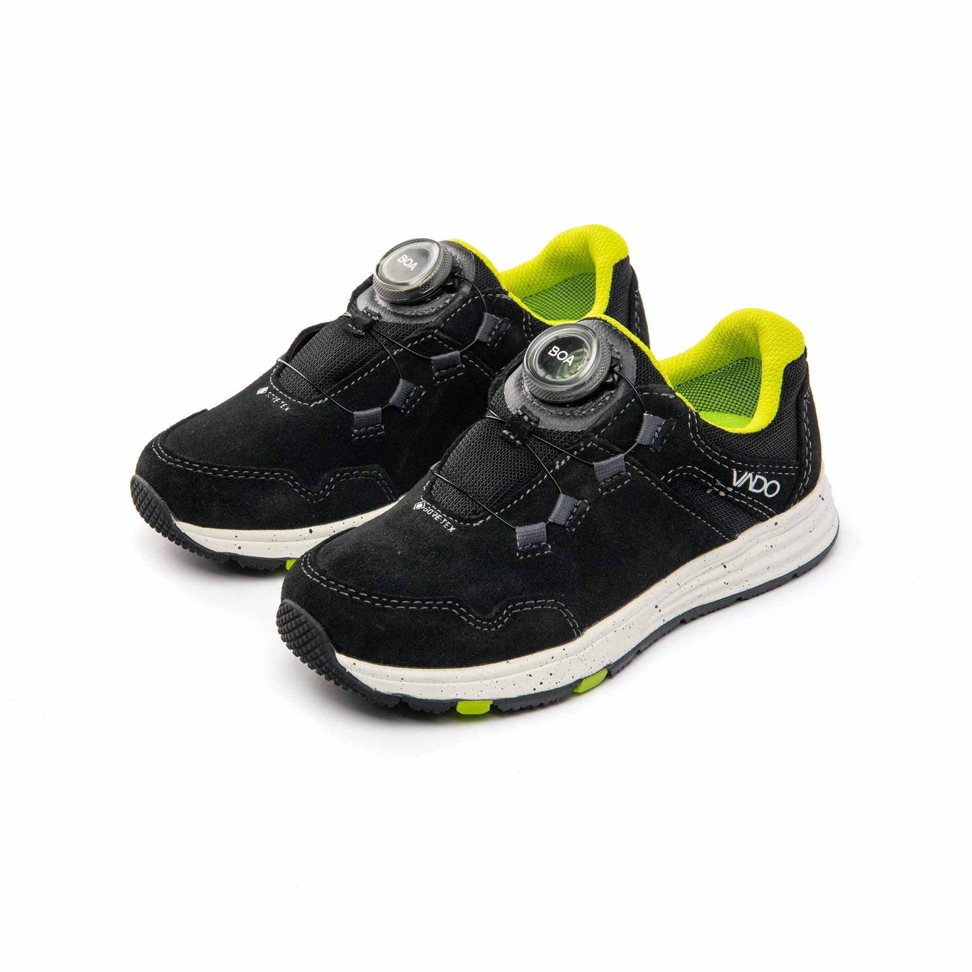 VADO Kinder Sneaker schwarz STRIKE Lo BOA GTX - 45-Grad-Ansicht