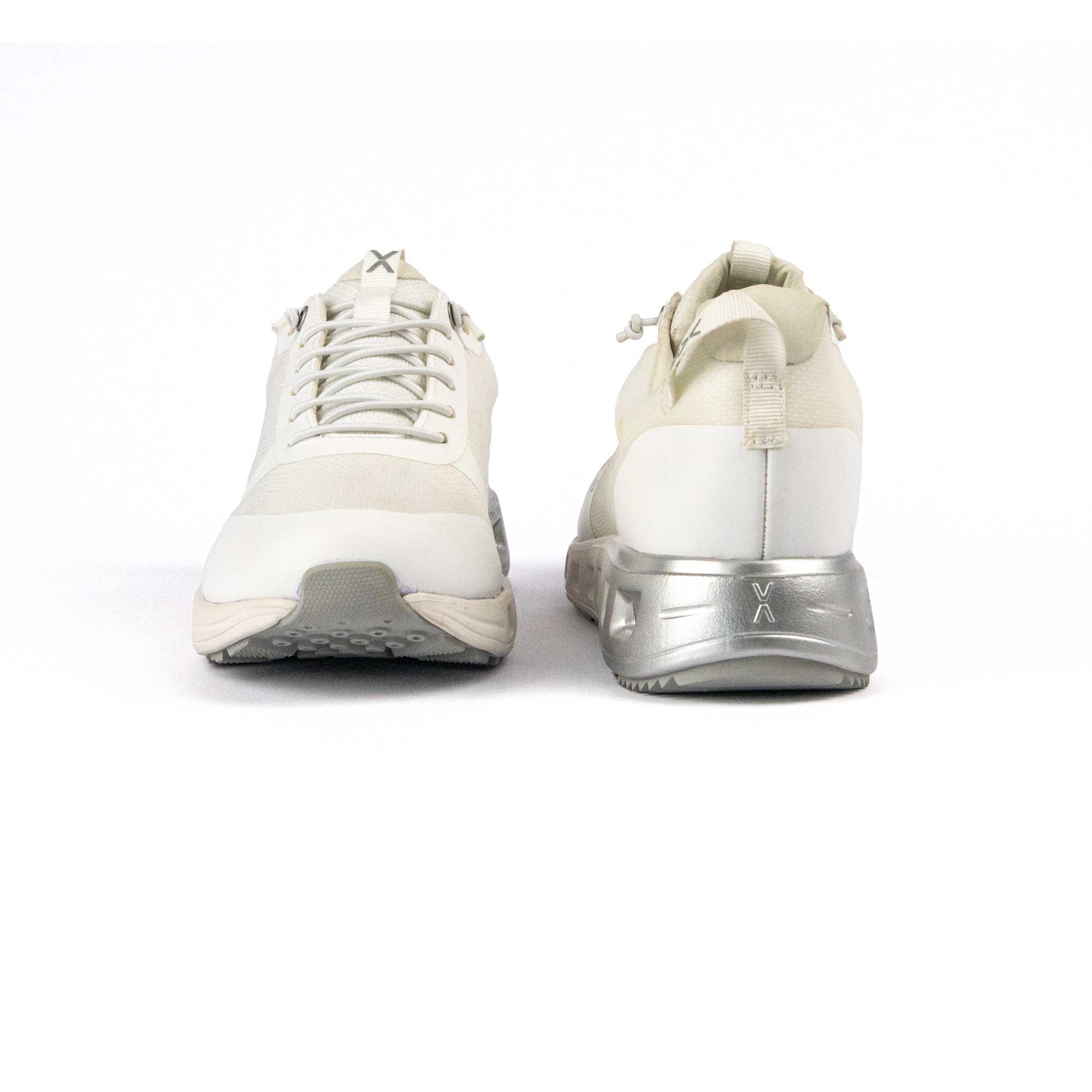 Va silver sneakers discount