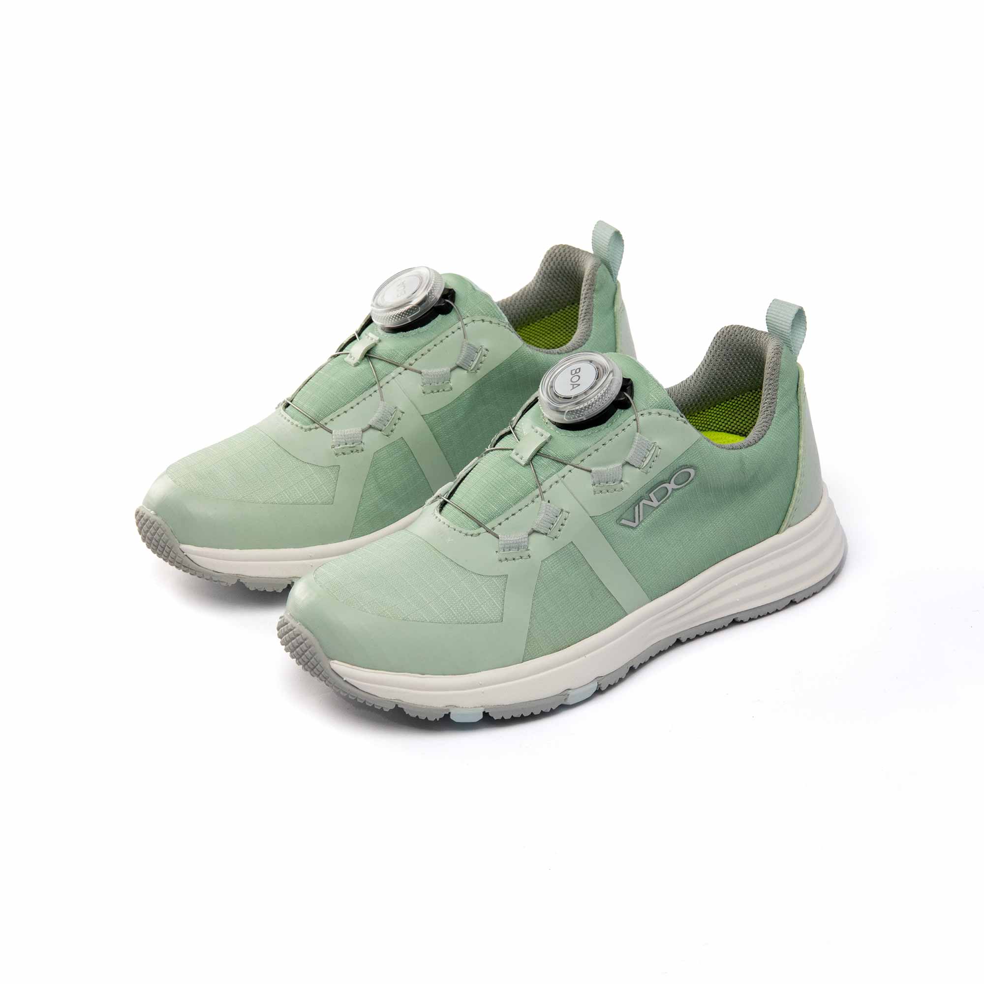 Premium Kinderschuh VADO FRESH Lo BOA GTX menta 45-Grad-Ansicht