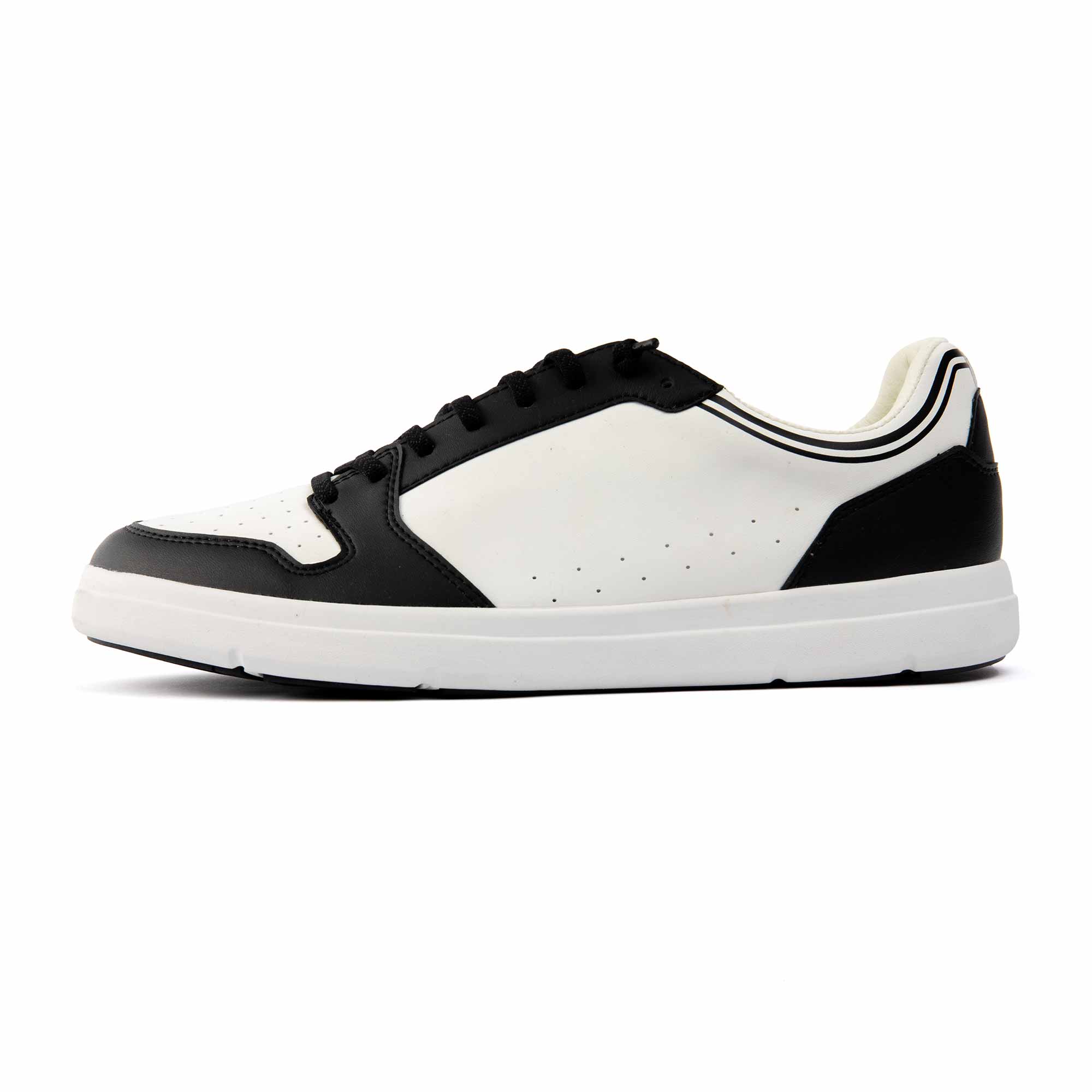 Sneaker COURT V Black Offwhite Herren Komfort by VADO - Seitenansicht