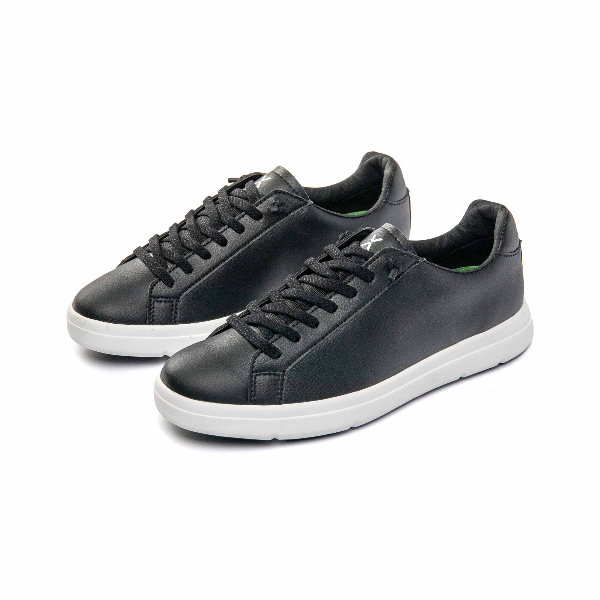 VADO Premium Damen Sneaker schwarz COURT IV 45-Grad-Ansicht
